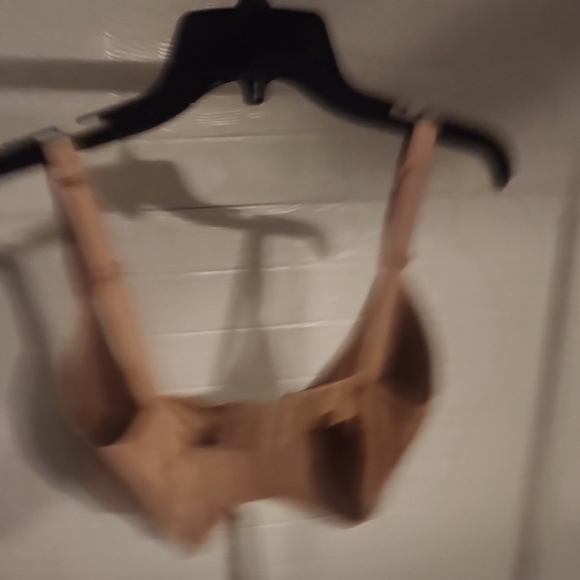 SKIMS Wireless Form T-Shirt Demi Bra Size 34 H - Picture 6 of 6